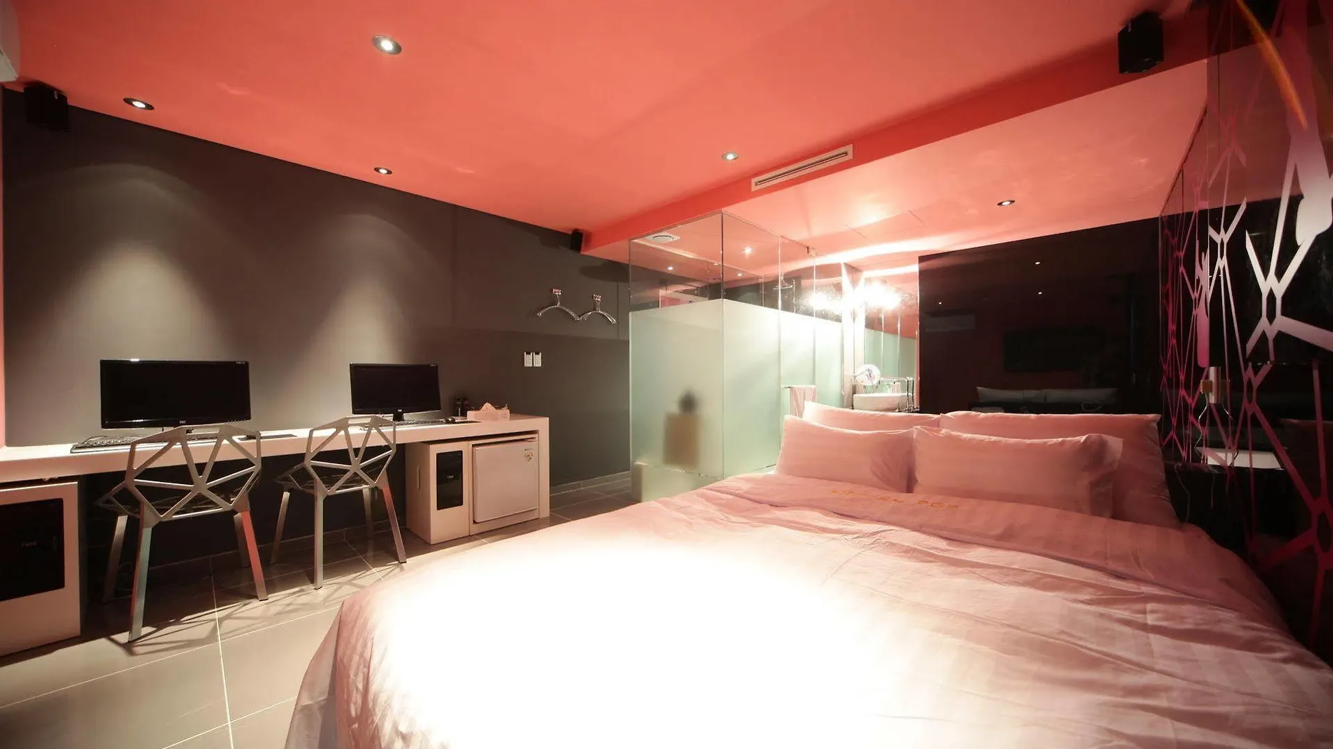 Pop1 Hotel Seoul 2*,  South Korea